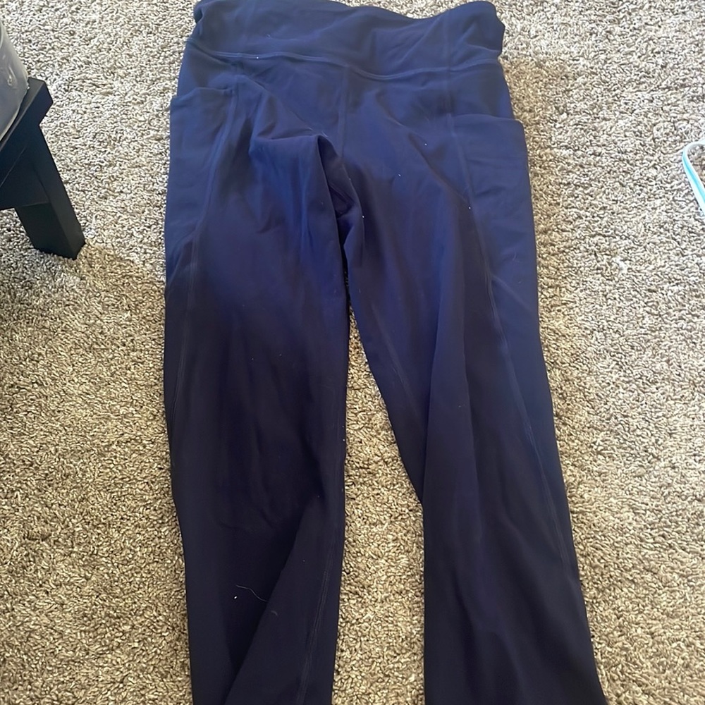 navy blue athleta girl capri pants